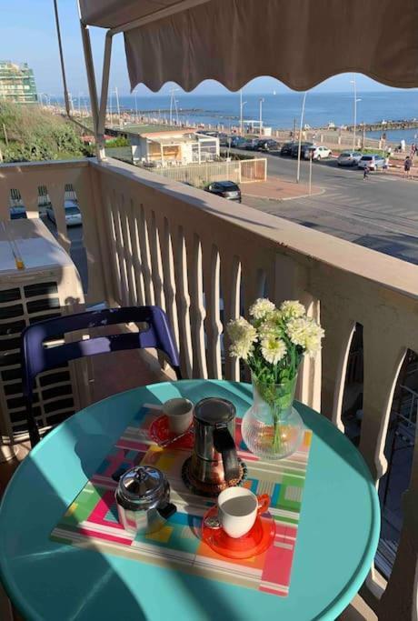Rome'S Harbour All Year Lido di Ostia Exteriör bild